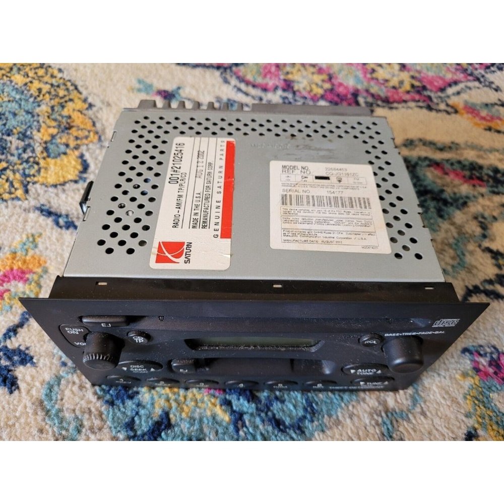 SATURN Genuine 2000-05 L VUE ION OEM AM FM CD Cassette Radio model No 22684453